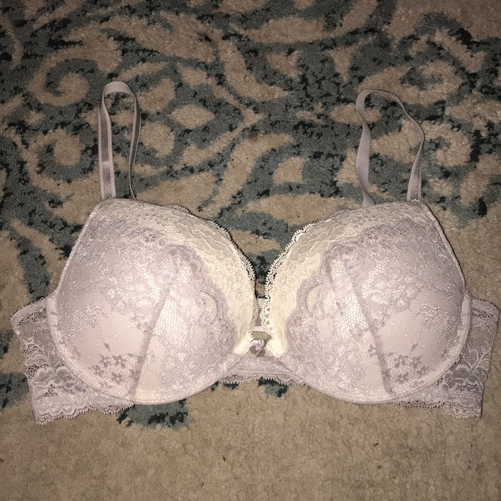 Victoria secret lace bra 38C